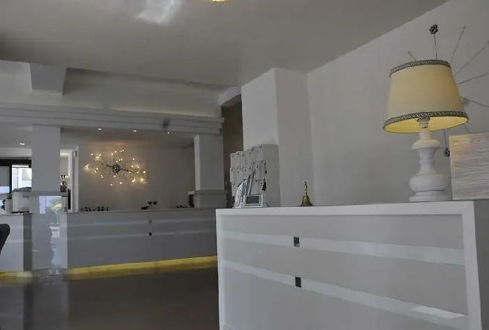 فندق Hidalgo San Mauro Mare